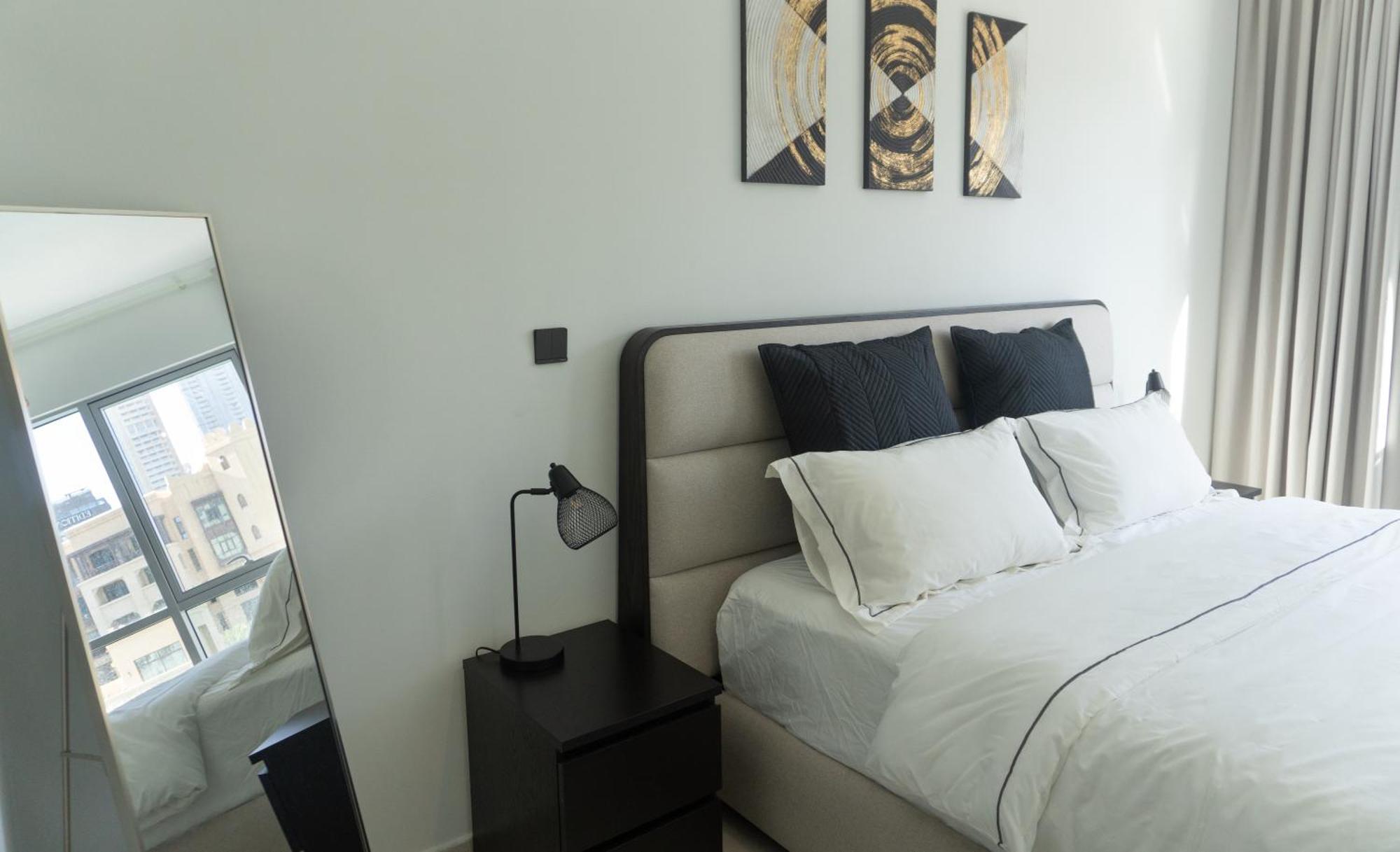 Downtown Oasis, Burj Khalifa Views, Luxury Amenities Apartment Dubai Exterior photo
