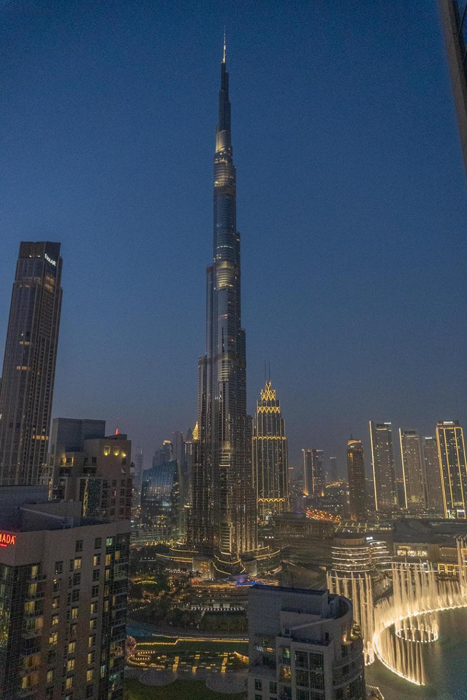 Downtown Oasis, Burj Khalifa Views, Luxury Amenities Apartment Dubai Exterior photo